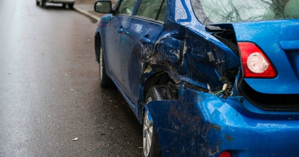 Who is At Fault for A Sideswipe Car Accident?